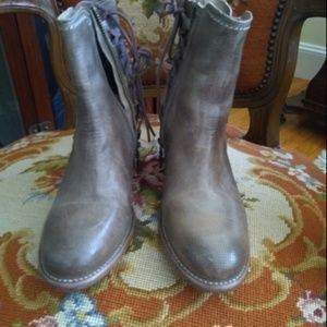 191004 NEW BED STU $245 TAN RUSTIC BLAIRE LEATHER BOOTIE BOOTS SZ 8.5 medium